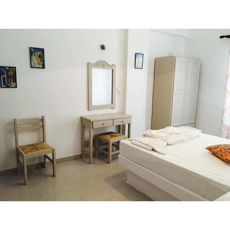 Asteras Hotell Antiparos Town Eksteriør bilde